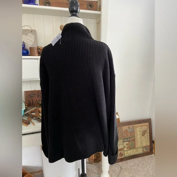 Gap - Picture 2 of 4